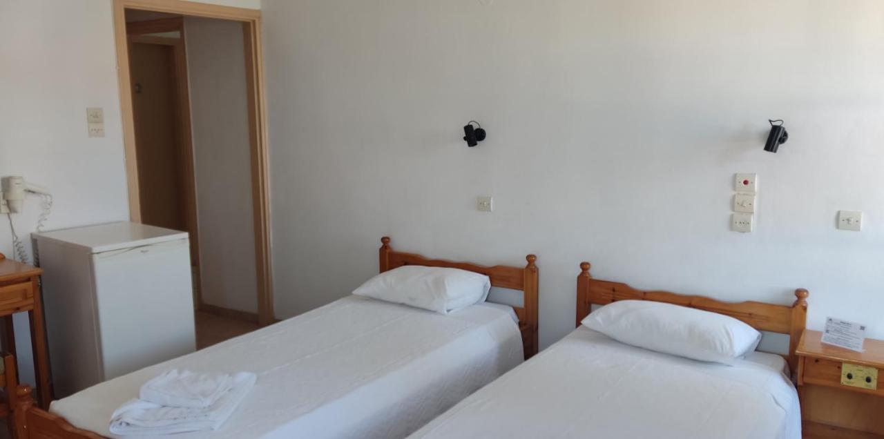 Hotel Ilion Petra  Esterno foto
